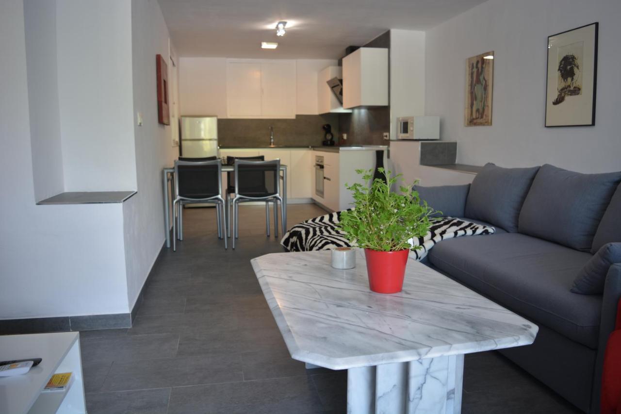 Lovely Bungalow For Four Close To Beach And City In Torrevieja Eksteriør billede